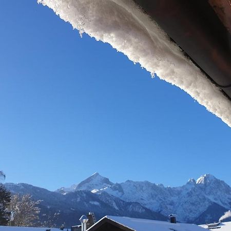 Bunter Hirsch Ferienwohnung Im Garmischer Zentrum Extérieur photo