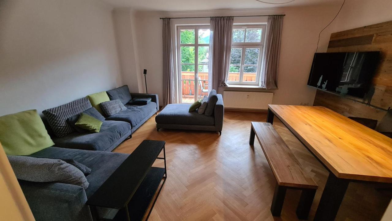 Bunter Hirsch Ferienwohnung Im Garmischer Zentrum Extérieur photo